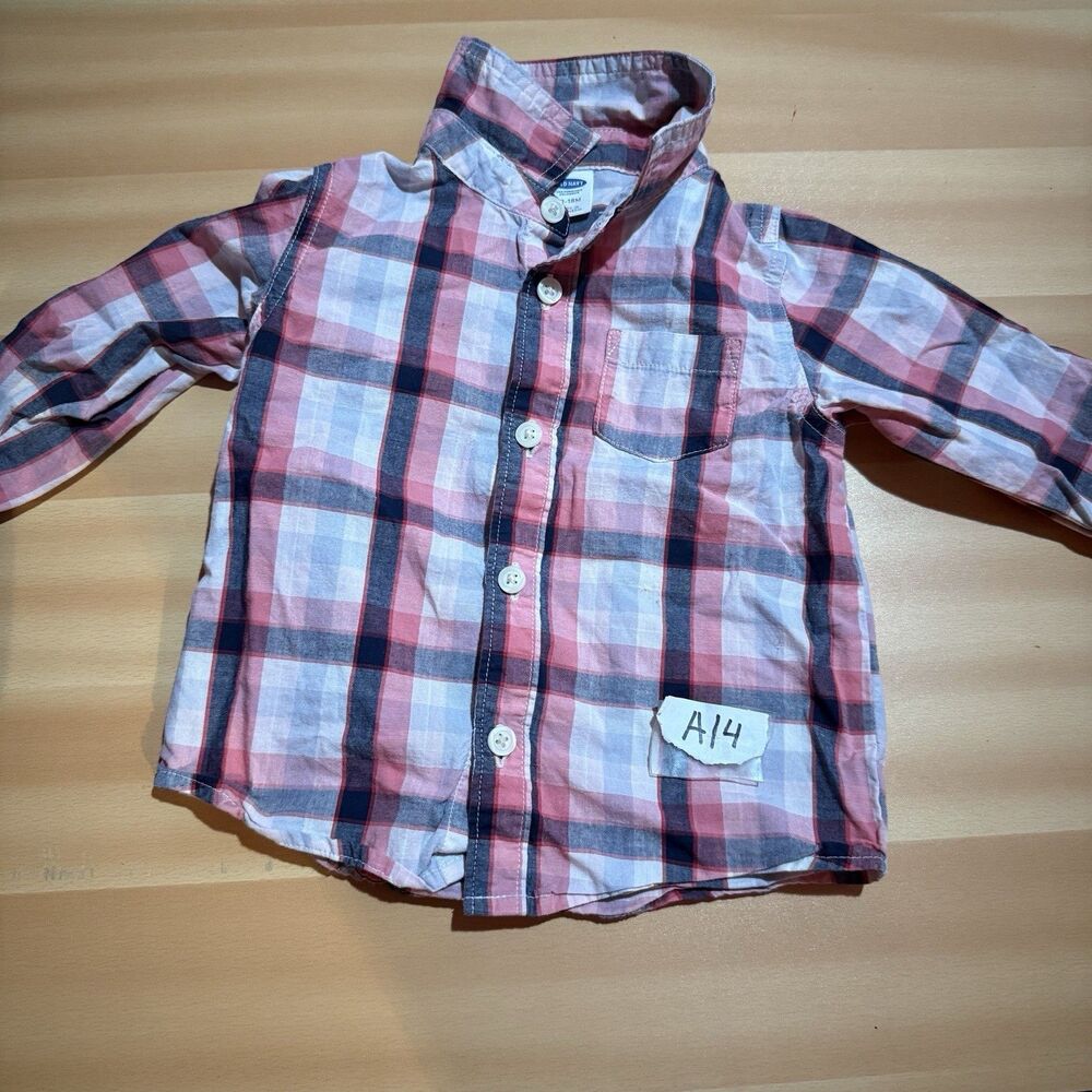 3/$15 Old Navy Baby Button Up Shirt 12-18 Months Pink Flannel